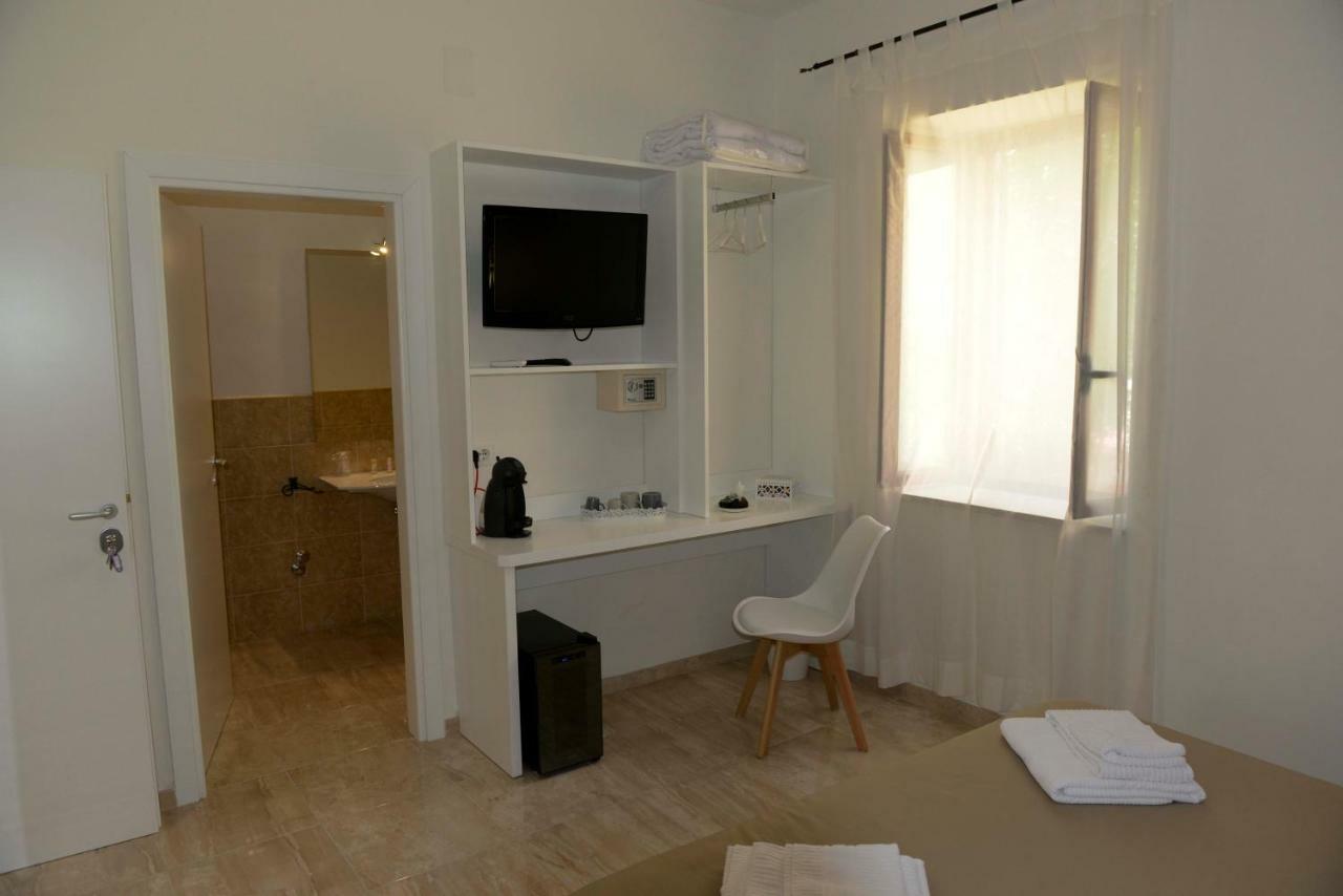 Porta Marina Guest Rooms Scalea Kültér fotó