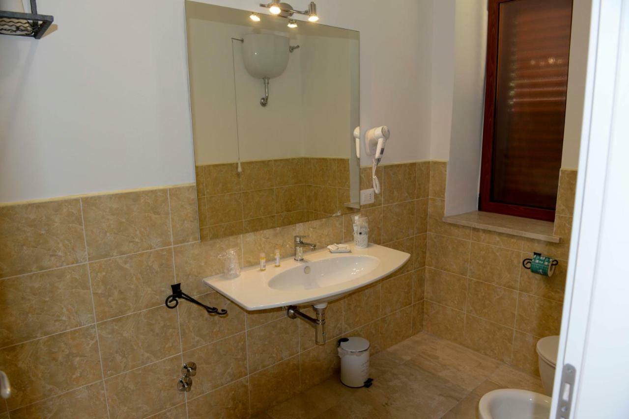 Porta Marina Guest Rooms Scalea Kültér fotó