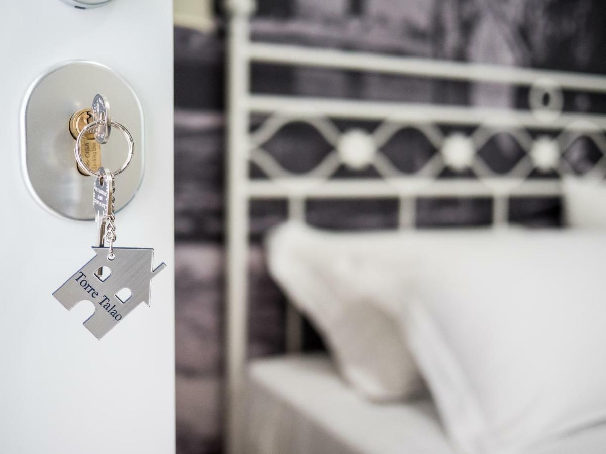 Porta Marina Guest Rooms Scalea Kültér fotó